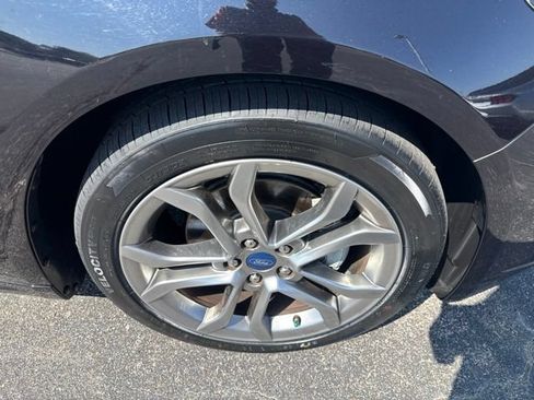 Used 2019 Ford Fusion SEL FWD image 13