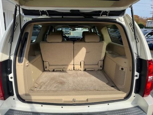 Used 2010 Chevrolet Suburban LTZ image 5