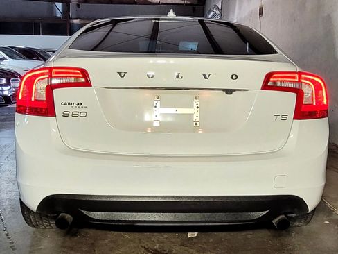 Used 2012 Volvo S60 T5 w/ Multimedia Pkg image 9