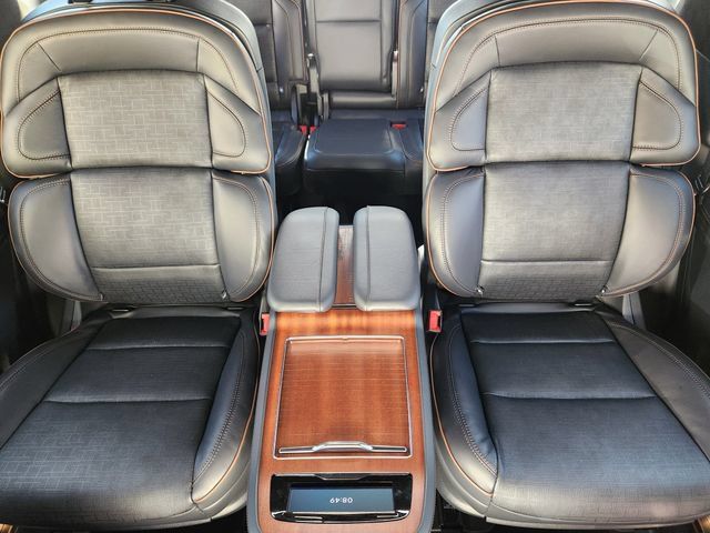 New 2027 Lincoln Navigator Black Label AWD/4WD image 14