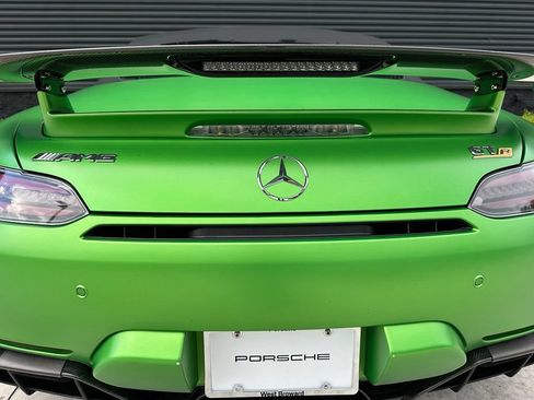 Used 2020 Mercedes-Benz AMG GT R image 17