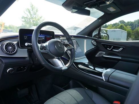Certified 2023 Mercedes-Benz EQE 350+ SUV image 10