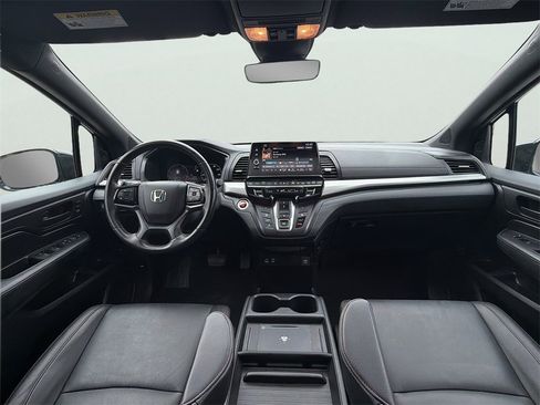 Used 2025 Honda Odyssey Sport-L image 11