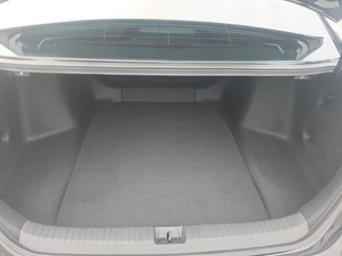 Used 2025 Honda Accord Sport image 28