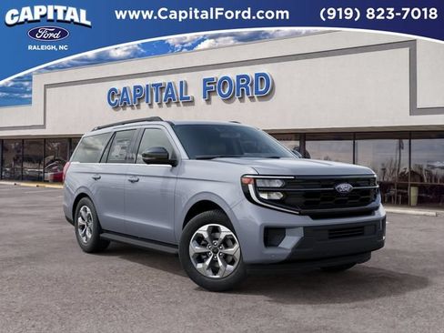 New 2027 Ford Expedition Active RWD image 4