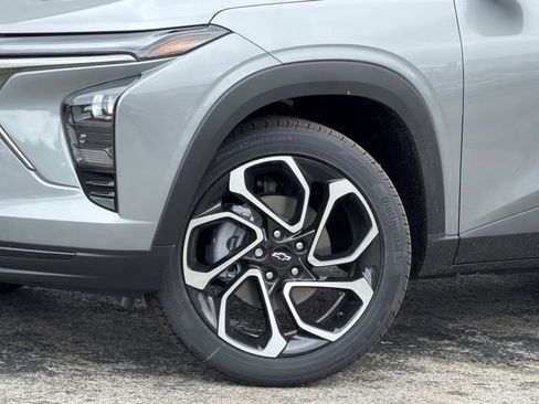 New 2026 Chevrolet Trax RS w/ Driver Confidence Package FWD image 8