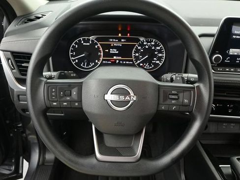 Used 2026 Nissan Rogue S FWD image 6