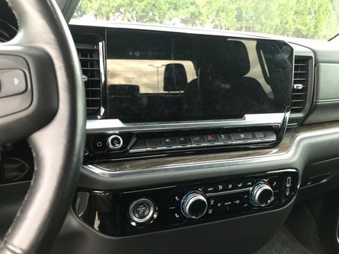 Certified 2022 GMC Sierra 1500 Elevation AWD/4WD image 7