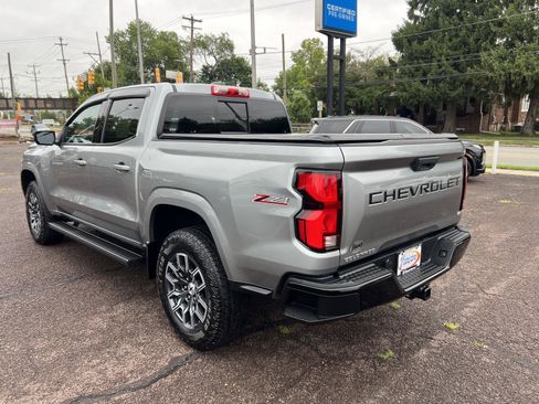 Used 2023 Chevrolet Colorado Z71 w/ Z71 Convenience Package 2 AWD/4WD image 5