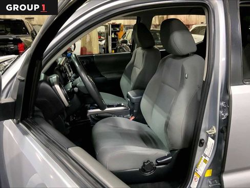 Used 2019 Toyota Tacoma SR5 image 7