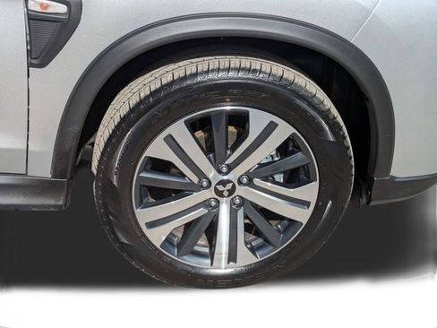 Used 2025 Mitsubishi Outlander Sport ES AWD/4WD image 11