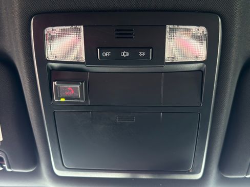 Used 2020 Toyota Tacoma TRD Sport image 27