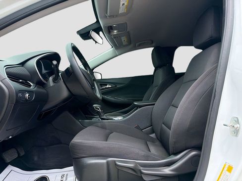 Used 2025 Chevrolet Malibu LS w/ LPO, Floor Liner Package FWD image 22