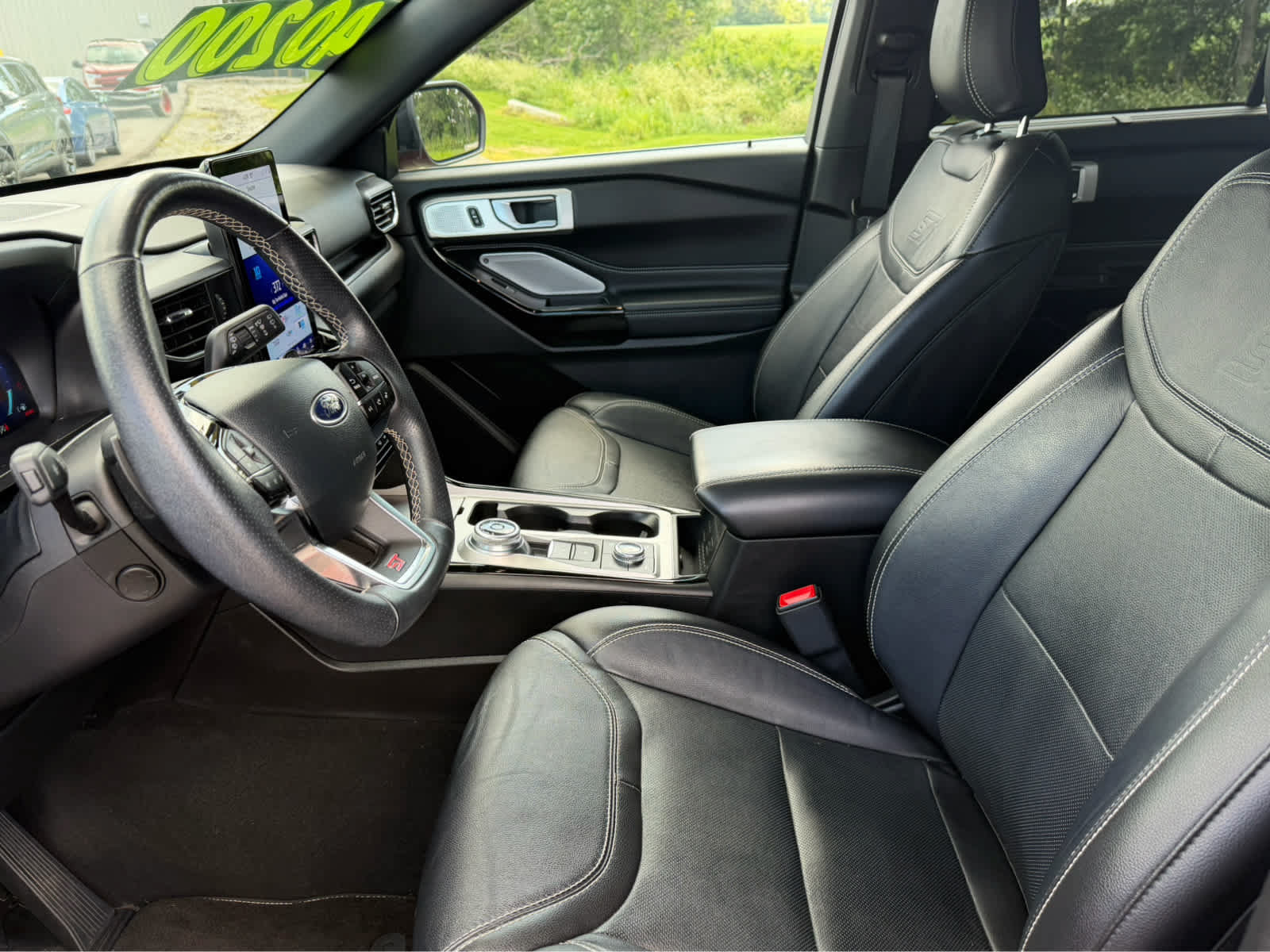 Used 2023 Ford Explorer ST w/ Equipment Group 401A AWD/4WD image 18