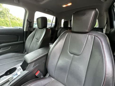 Used 2017 GMC Terrain SLT w/ Open Road Package AWD/4WD image 16