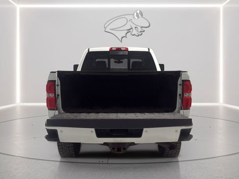 Used 2017 GMC Sierra 2500 SLT w/ All Terrain X HD Package AWD/4WD image 4