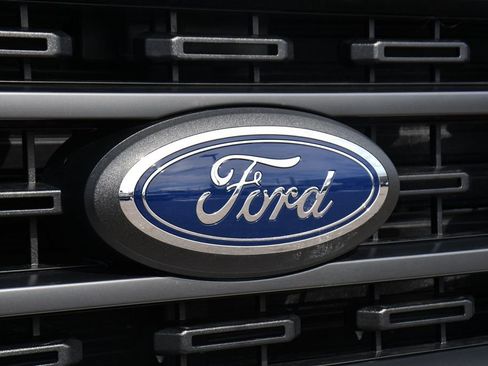 Used 2023 Ford F150 XLT w/ Equipment Group 302A High image 34