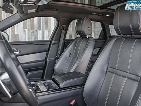 Used 2019 Land Rover Range Rover Velar R-Dynamic SE AWD/4WD image 12
