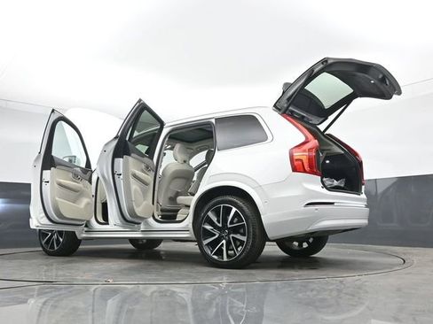 Used 2023 Volvo XC90 B5 Plus w/ Protection Package Premier AWD/4WD image 54