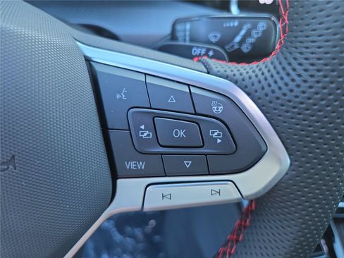 New 2026 Volkswagen GTI SE FWD image 17