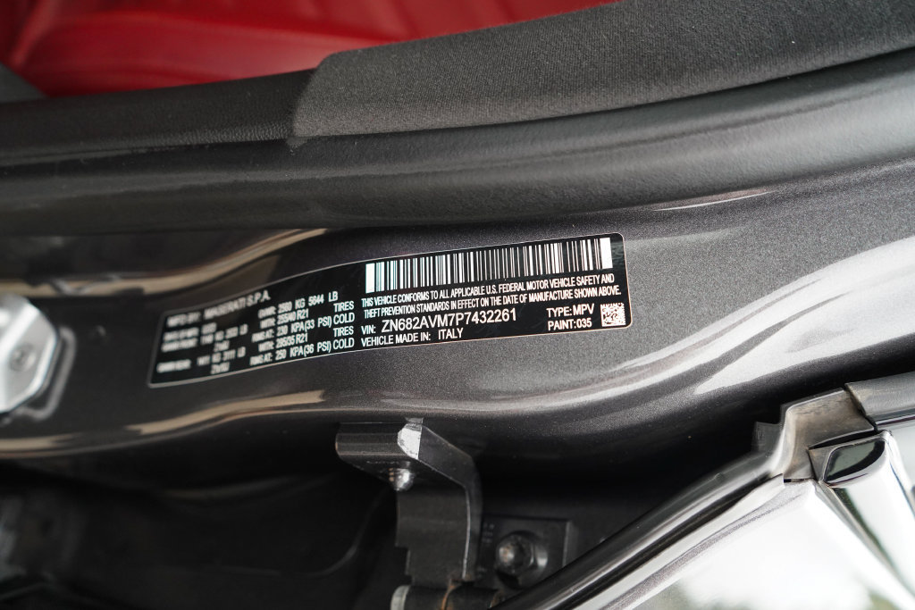 Used 2023 Maserati Grecale Modena AWD/4WD image 41