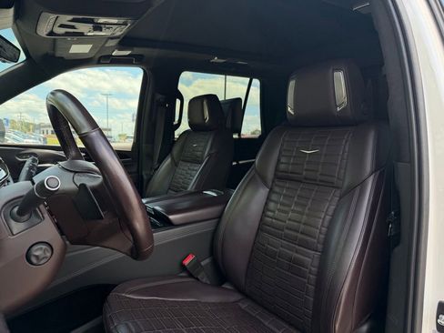 Used 2021 Cadillac Escalade Sport Platinum AWD/4WD image 11