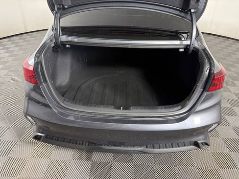 Used 2023 Kia Forte LXS w/ LXS Technology Package image 30