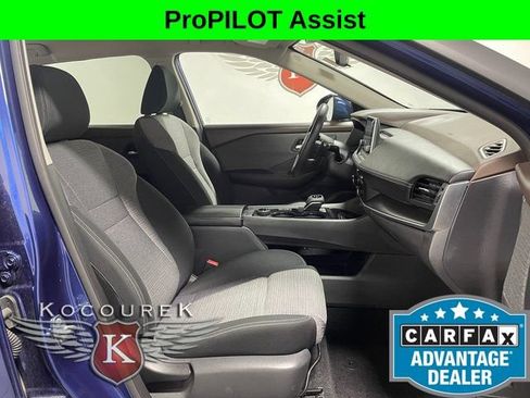 Used 2023 Nissan Rogue SV AWD/4WD image 22