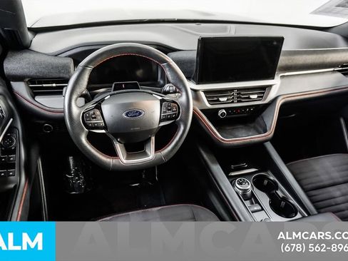 Used 2025 Ford Explorer ST-Line w/ ST-Line Street Pack AWD/4WD image 25