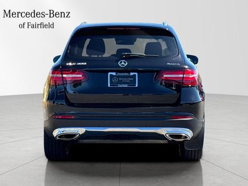 Used 2017 Mercedes-Benz GLC 300 4MATIC image 7