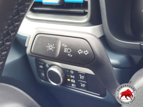 New 2026 Ford Maverick XLT w/ XLT Luxury Package FWD image 31
