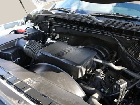 Used 2022 GMC Sierra 2500 AT4 w/ AT4 Preferred Package image 11