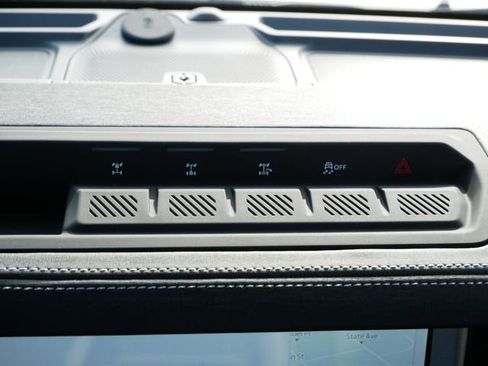 New 2026 Ford Bronco Outer Banks w/ Sasquatch Package image 27