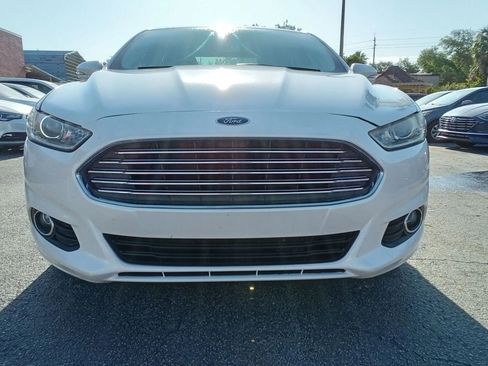 Used 2016 Ford Fusion SE image 3