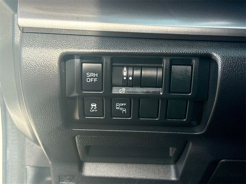 Used 2020 Subaru Impreza 2.0i Limited w/ Popular Package #1 image 10