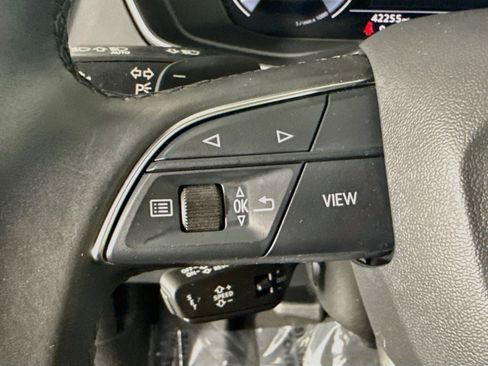 Used 2025 Audi Q5 2.0T Premium AWD/4WD image 14
