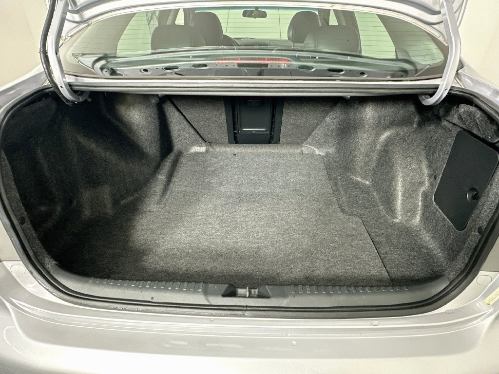Used 2005 Honda Accord EX-L image 25