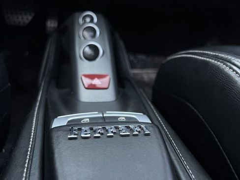 Used 2016 Ferrari 488 GTB image 37