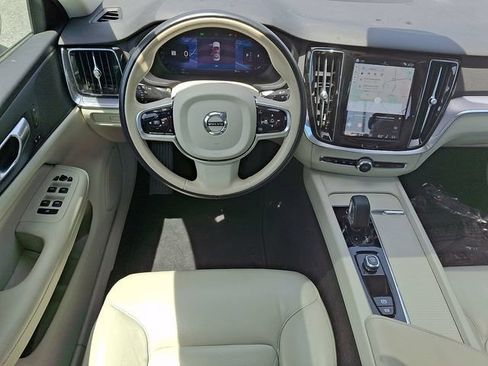 Used 2024 Volvo S60 B5 Core w/ Climate Package AWD/4WD image 11