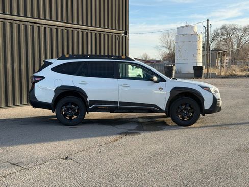 Used 2022 Subaru Outback Wilderness w/ Wilderness Package image 6