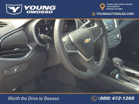 Used 2023 Chevrolet Malibu LT w/ Driver Confidence Package FWD image 9