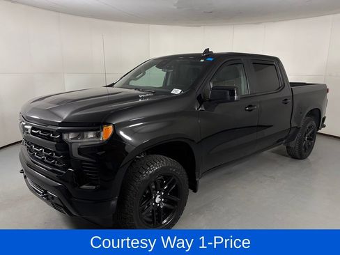 Used 2024 Chevrolet Silverado 1500 RST AWD/4WD image 5