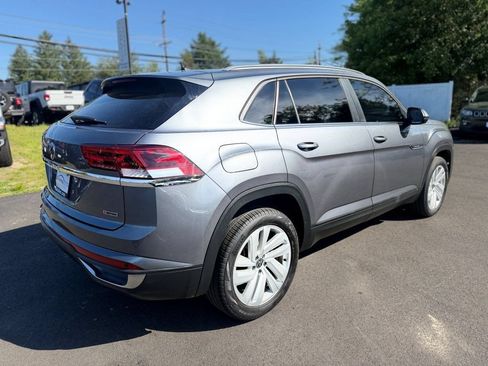 Used 2021 Volkswagen Atlas Cross Sport SE w/ Panoramic Sunroof Package AWD/4WD image 3