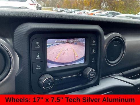 Used 2021 Jeep Wrangler Sport S image 24