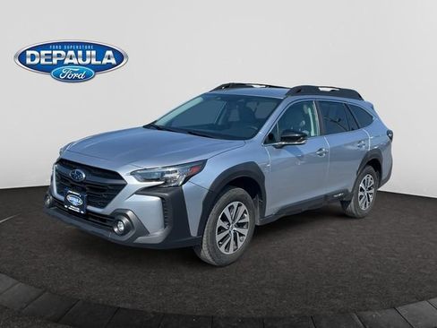 Used 2024 Subaru Outback Premium AWD/4WD image 1