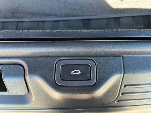 Used 2016 Land Rover Range Rover HSE AWD/4WD image 13