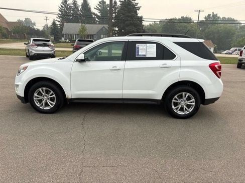 Used 2017 Chevrolet Equinox LT w/ Convenience Package AWD/4WD image 14