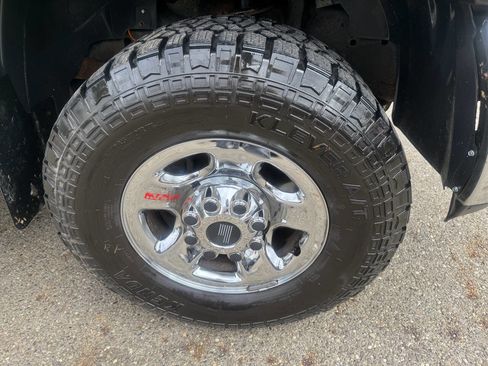 Used 2012 RAM 2500 ST w/ Chrome Appearance Group image 23