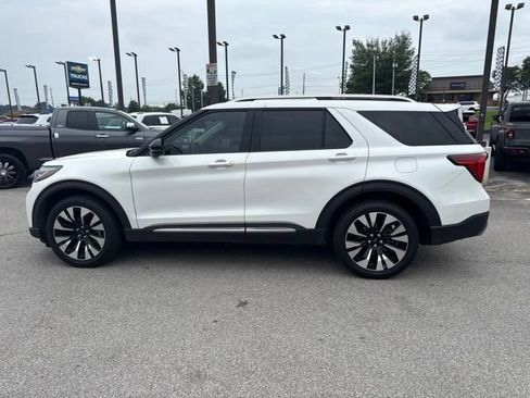 Used 2025 Ford Explorer Platinum w/ LUX Leather Package AWD/4WD image 6
