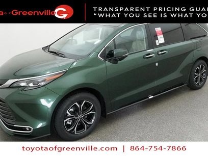 New 2026 Toyota Sienna Platinum